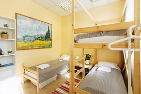 Artist Hostel on Prospekt Mira
