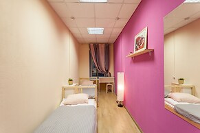Artist Hostel on Prospekt Mira