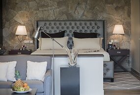 Secret Harbour Boutique Hotel and Marina