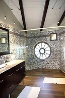 Secret Harbour Boutique Hotel and Marina