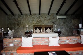 Secret Harbour Boutique Hotel and Marina