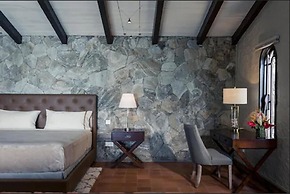 Secret Harbour Boutique Hotel and Marina