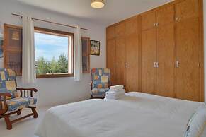 Sineu Mallorcan Renovated Holiday House