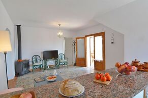 Sineu Mallorcan Renovated Holiday House