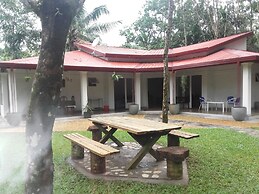 Graten Tea Garden Holiday Bungalow