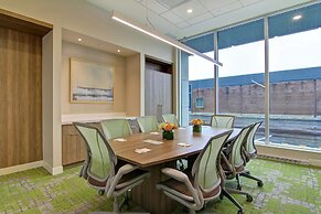 Home2 Suites by Hilton Montreal Dorval