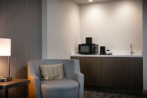 Courtyard by Marriott Albion
