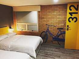 Hotel Distrito 21