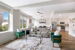 Modern Condos in California Building by Hosteeva