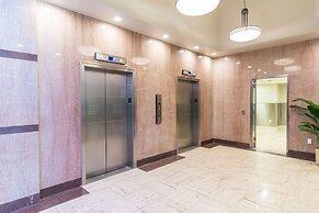 Modern Condos in California Building by Hosteeva