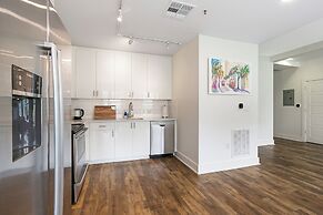 Modern Condos in California Building by Hosteeva