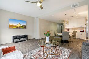 Modern Condos in California Building by Hosteeva