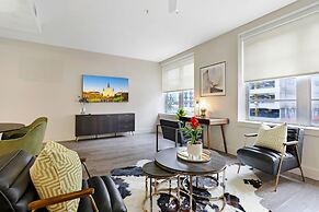 Modern Condos in California Building by Hosteeva