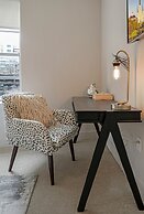 Modern Condos in California Building by Hosteeva