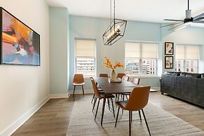 Modern Condos in California Building by Hosteeva