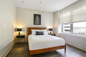 Modern Condos in California Building by Hosteeva