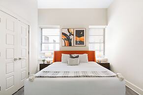 Modern Condos in California Building by Hosteeva