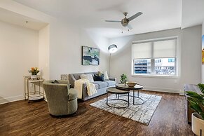 Modern Condos in California Building by Hosteeva