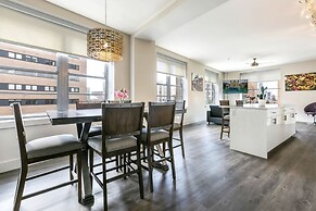 Modern Condos in California Building by Hosteeva