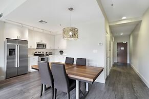 Modern Condos in California Building by Hosteeva