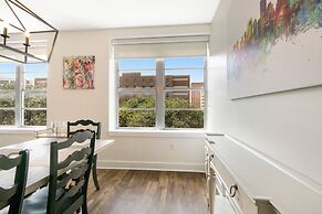 Modern Condos in California Building by Hosteeva