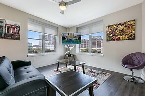 Modern Condos in California Building by Hosteeva