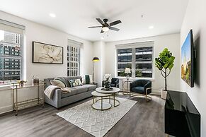 Modern Condos in California Building by Hosteeva