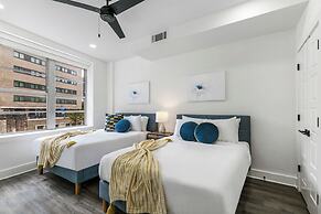 Modern Condos in California Building by Hosteeva