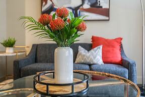 Modern Condos in California Building by Hosteeva