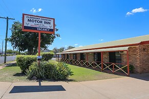 Clermont Country Motor Inn