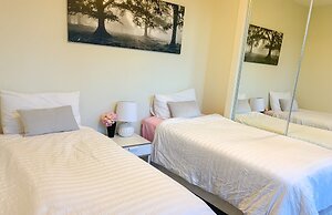 Sunshine Boutique Apartments Collins