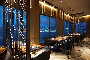 Hyatt Centric Victoria Harbour Hong Kong