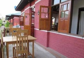 Pyi1 Guest House