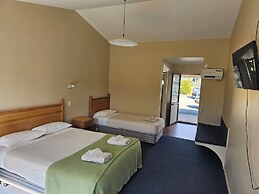 Karamea Hotel