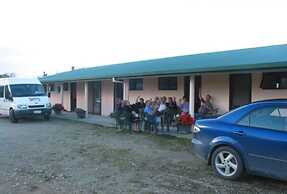 Karamea Hotel