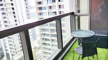 C3CBD Melbourne Apartment