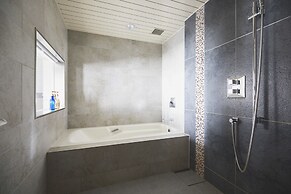 Hotel Mystays Premier Narita