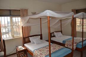 Raja Excelsior Hotel