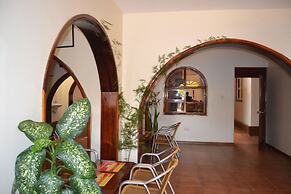 Raja Excelsior Hotel