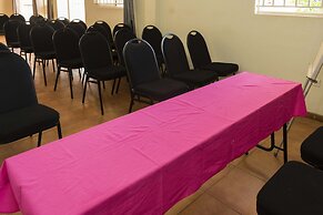 Raja Excelsior Hotel