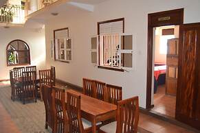 Raja Excelsior Hotel