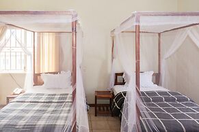 Raja Excelsior Hotel