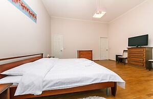 Apartment Khreschatyk 15