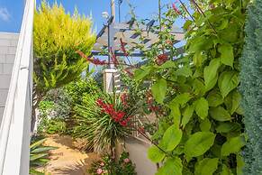 Armonia Apartments & Studios