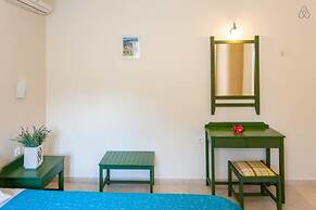 Armonia Apartments & Studios