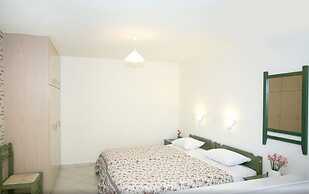 Armonia Apartments & Studios