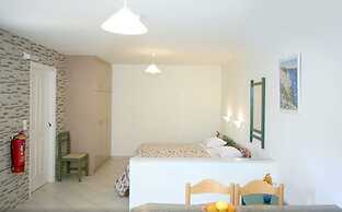 Armonia Apartments & Studios