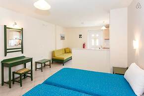 Armonia Apartments & Studios