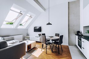 City Lights Apartments - Topolowa