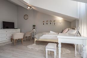 City Lights Apartments - Topolowa